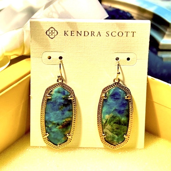 NWT Kendra Scott Elle Earrings Apatite & Yellow Gold Retired VERY RARE Stunning! - Picture 5 of 7